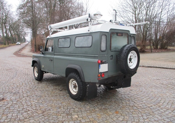 Land Rover Defender cena 69900 przebieg: 230000, rok produkcji 2010 z Żnin małe 154
